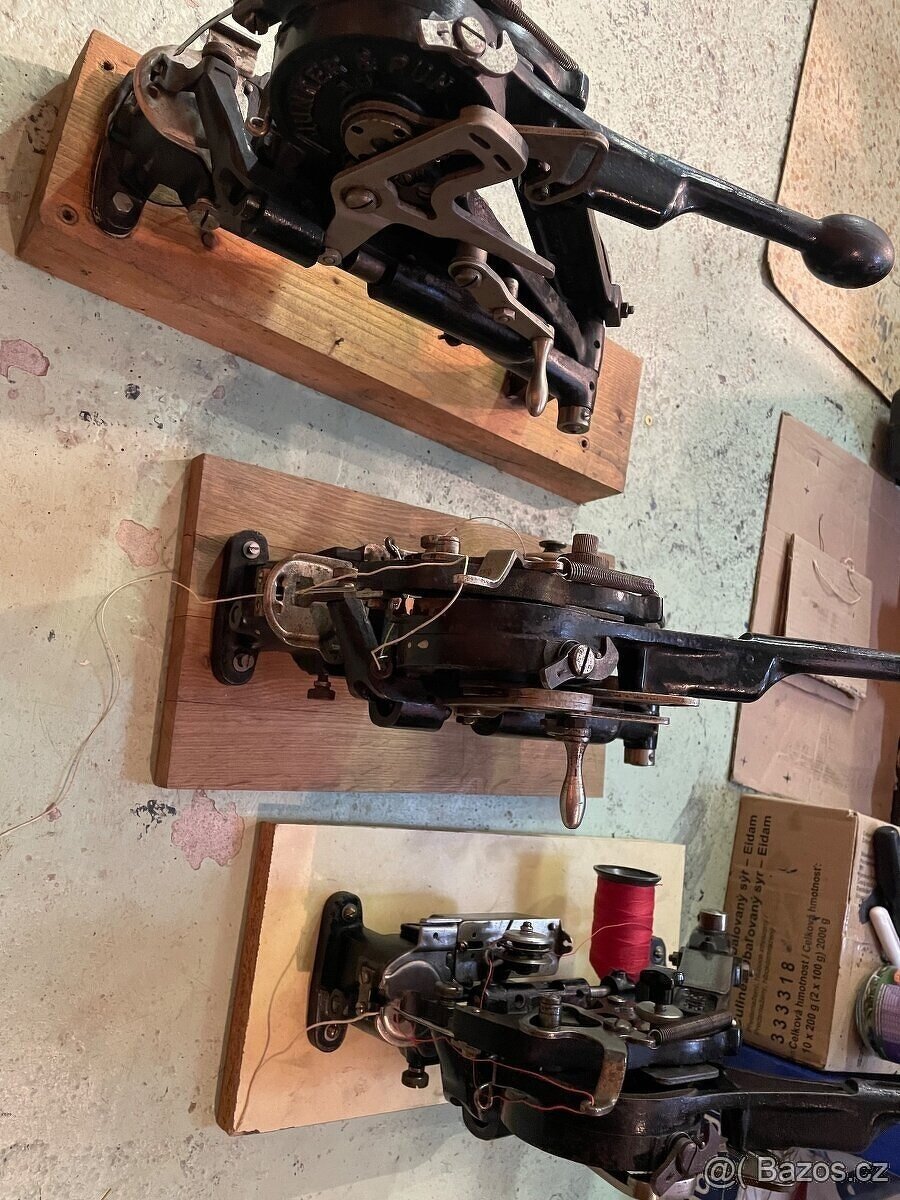 Ruční šicí stroj Junker & Ruh SD 28. - 19