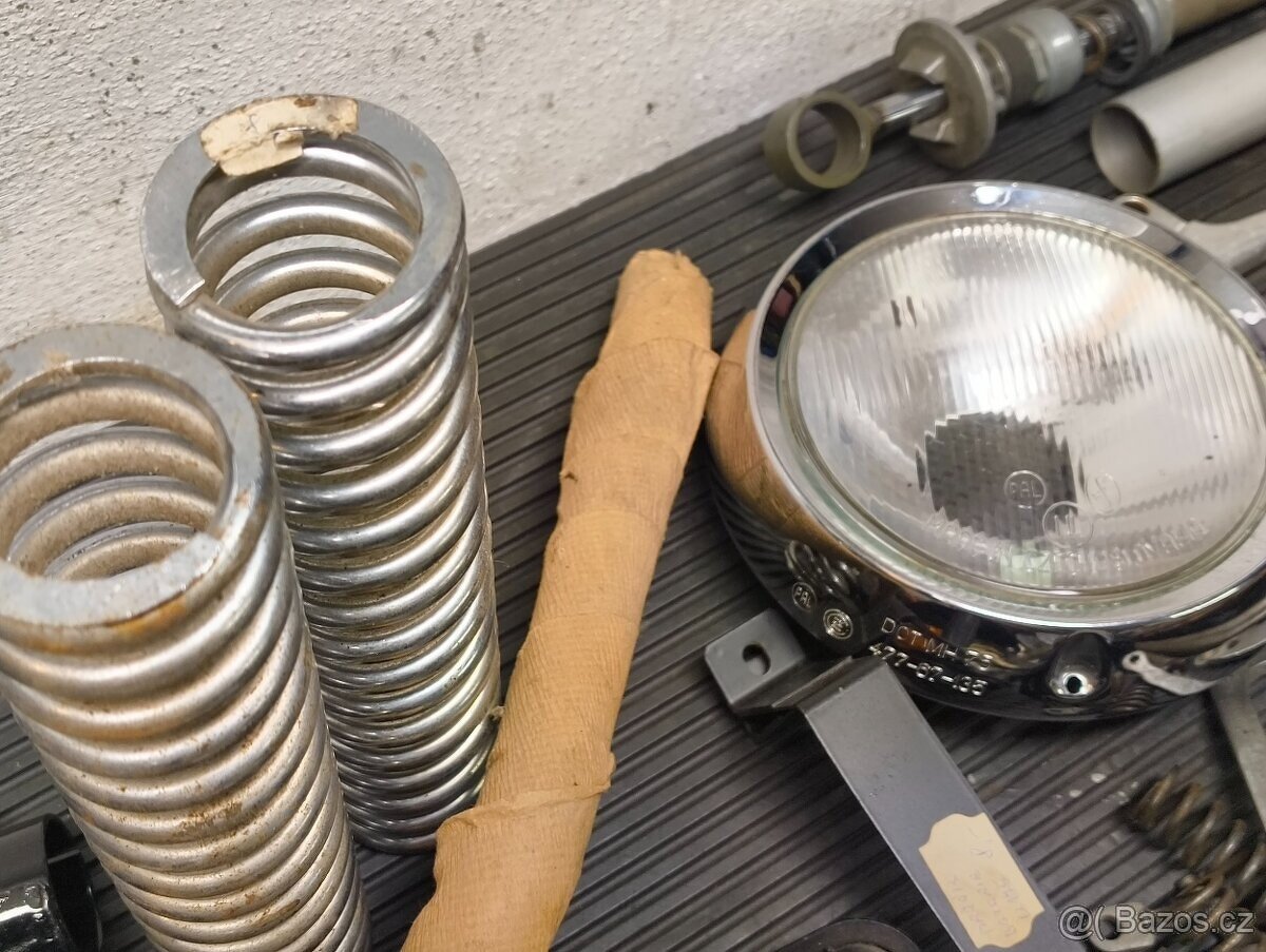 Nepoužité uloženkové originální díly ČZ 125 175 250 477 476 - 19