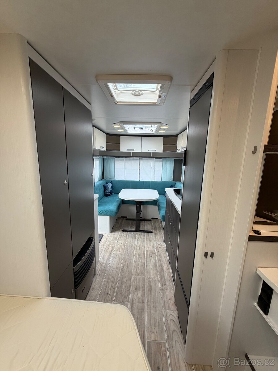 Dethleffs C’go 495 ~ francouzská postel - 19