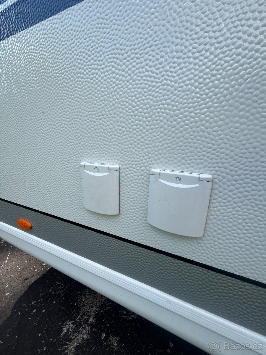 Obytný přívěs 2019 Hobby Prestige 720 UKFE 7 míst DPH - 19