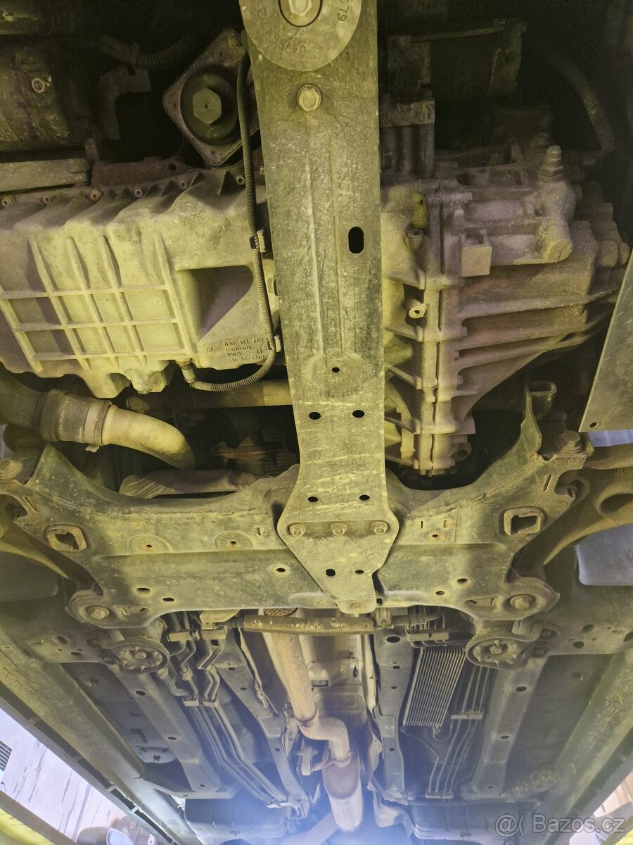 Dodge Journey 2.0CRD,103KW,7MÍST,MANUÁL,BEZ KOROZE,R.V.2010 - 19