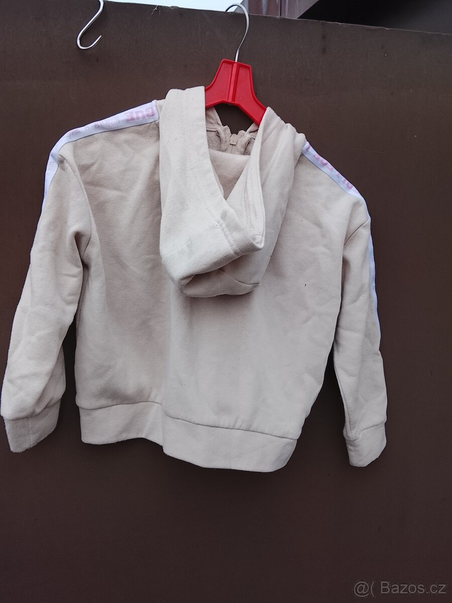 Dětské mikiny a tepláky. - 19