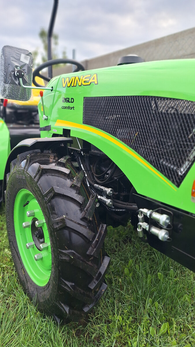 malotraktor WINEA 26 LD Comfort zánovní stav - 19