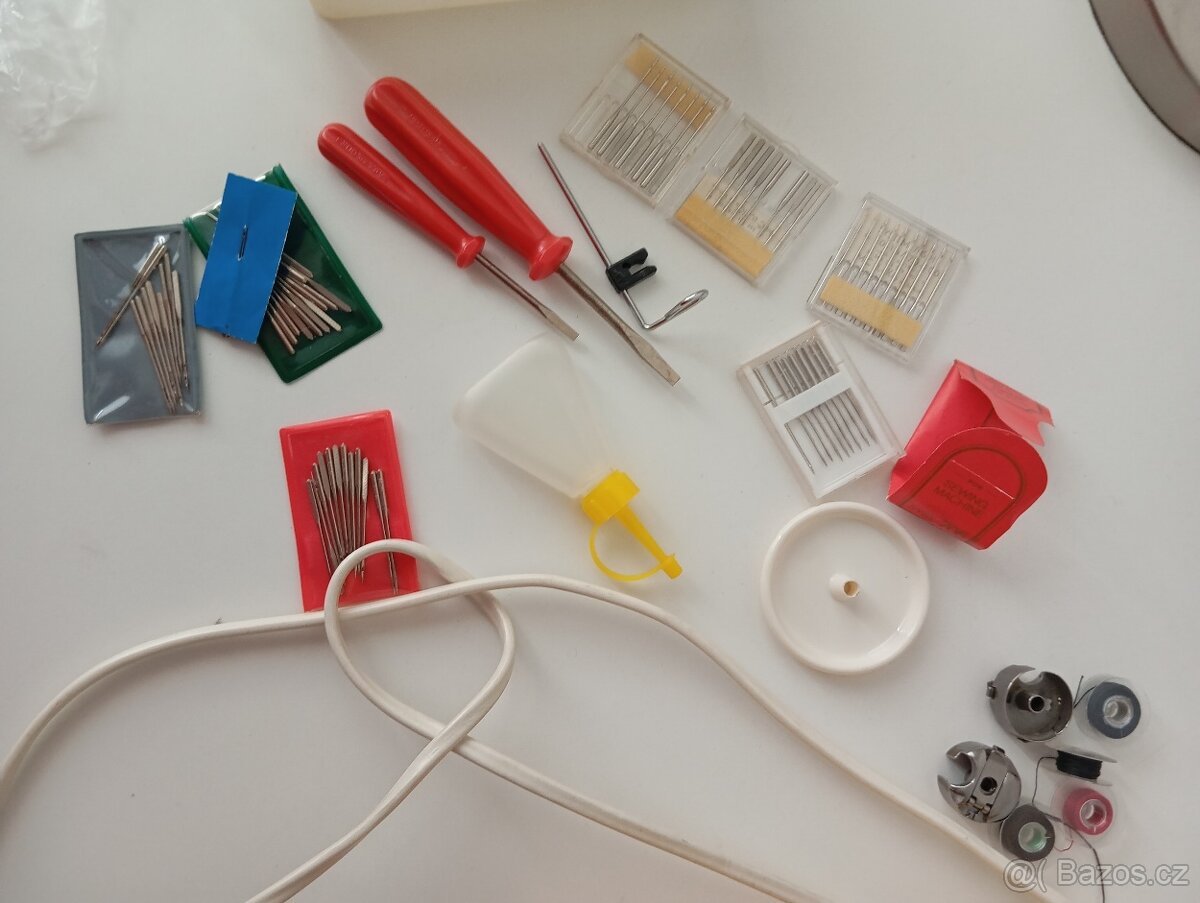 Kufříkový šicí stroj Veritas 8014/40 se stehovou automatikou - 19