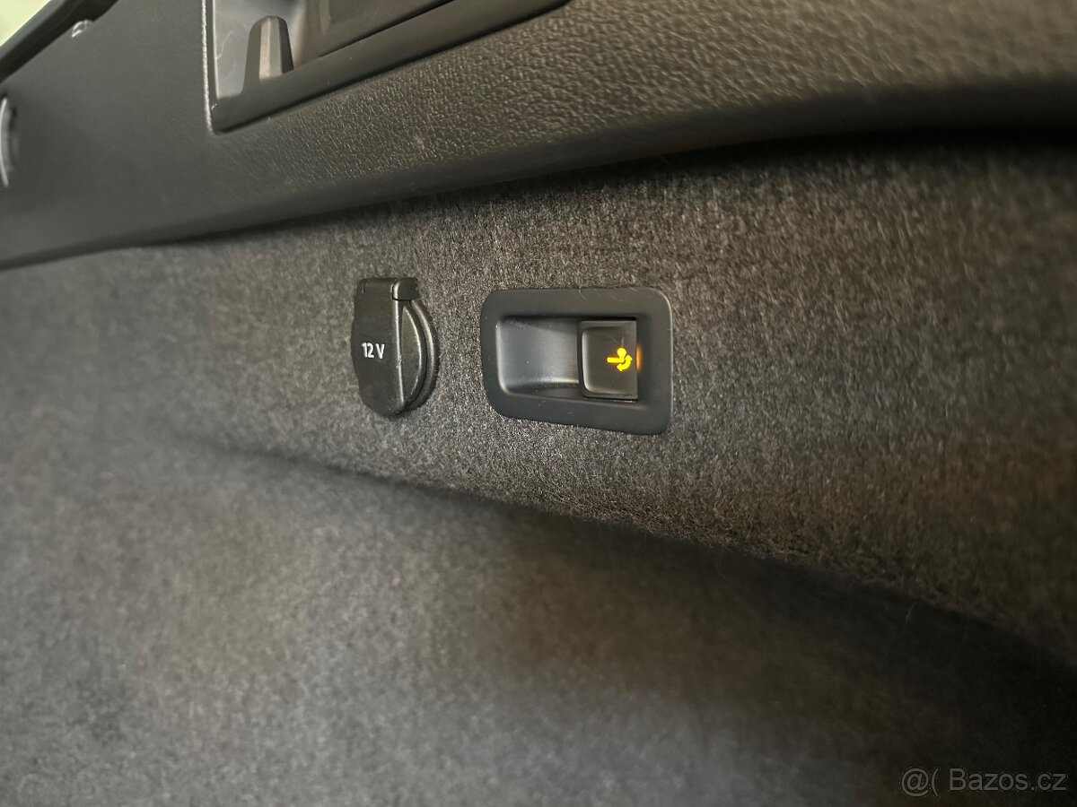 VW TOUAREG 3.0TDI V6 193KW 4MOTION EXCLUSIVE CZ DPH - 19