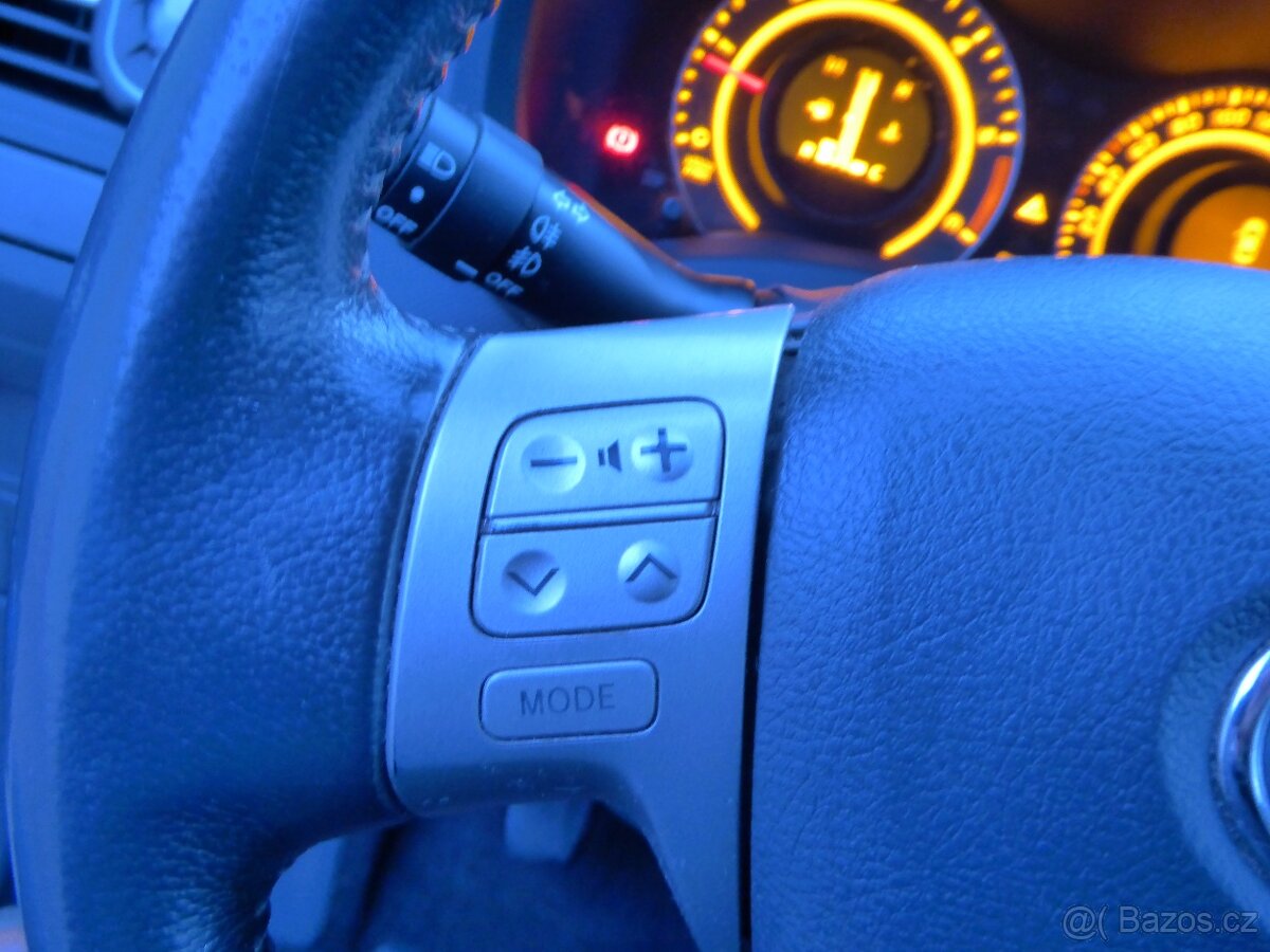 Toyota Auris 1,4 D-4D - 19