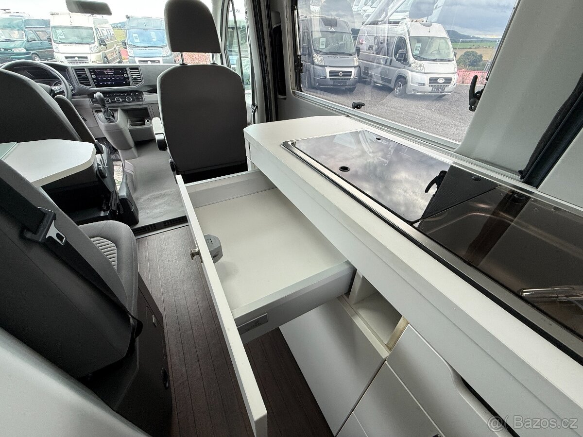 Obyné auto - VW Grand California, 2x klimatizace, DSG - 19