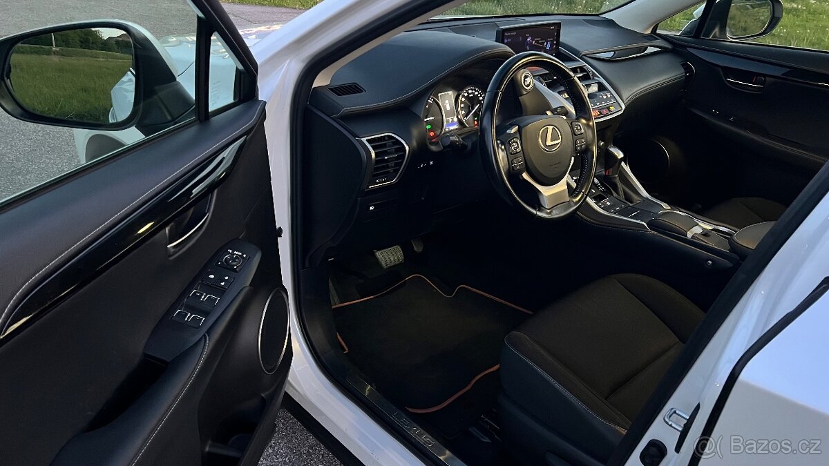 Lexus NX300h Hybrid m.2021 Perleť Navi Kamera Automat CVT - 19