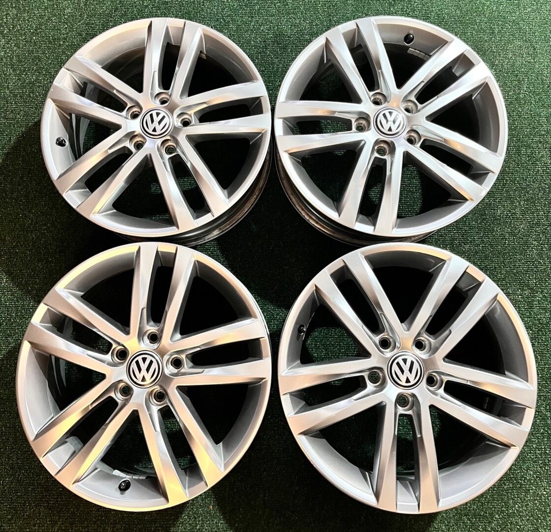 5x112 R17 Originál alu kola VW Touran 2017 - ET52 - 19