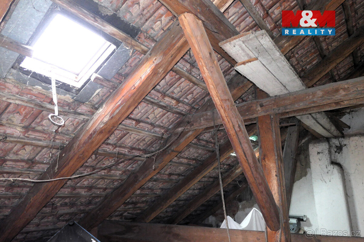 Prodej rodinného domu, Velvary, ul. Růžová - 19