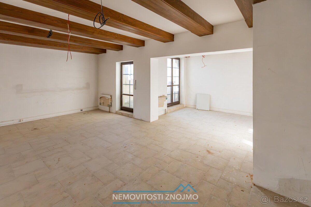 Soubor komerčních nemovitostí, unikátní Zámek pro ubytování, - 19