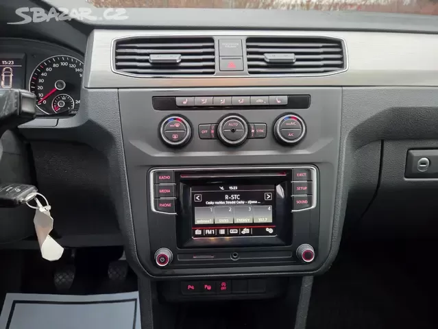 VW Caddy Maxi 2.0 TDI,1.Majitel,7.Míst,Comfortline,serviska - 19