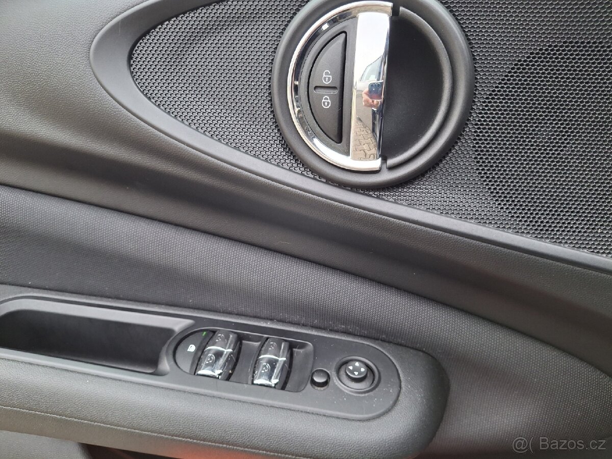 MINI COOPER CLUBMAN 1,5 BENZÍN 100 KW - 19