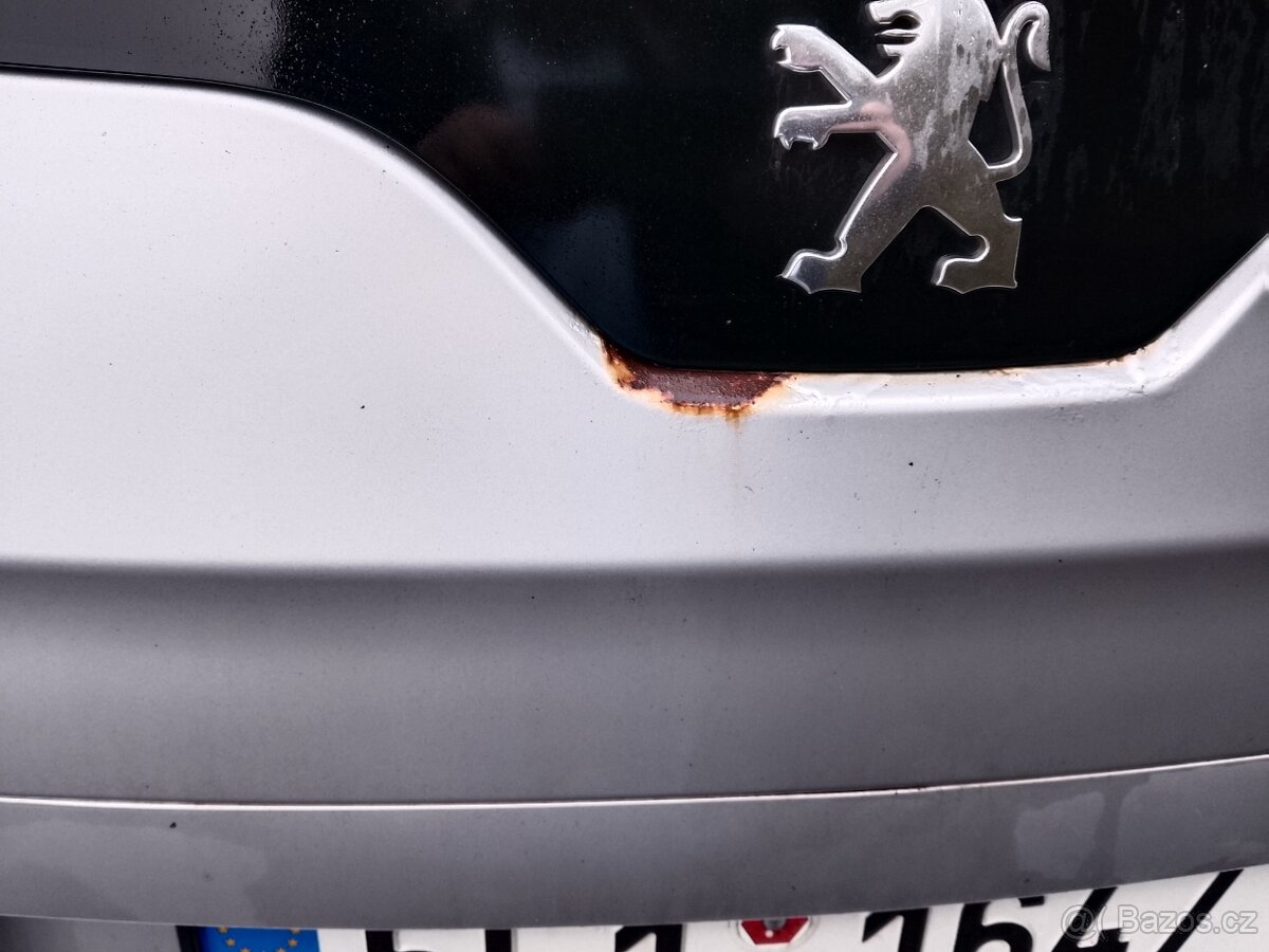 P-Peugeot 5008 1.6hdi 82kw r.v.2011 stk05/2027 - 19