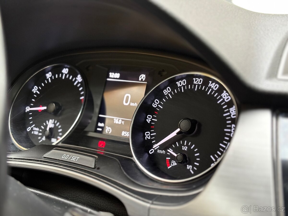 Škoda Fabia 3, 1.0 TSI STYLE, ČR - 19