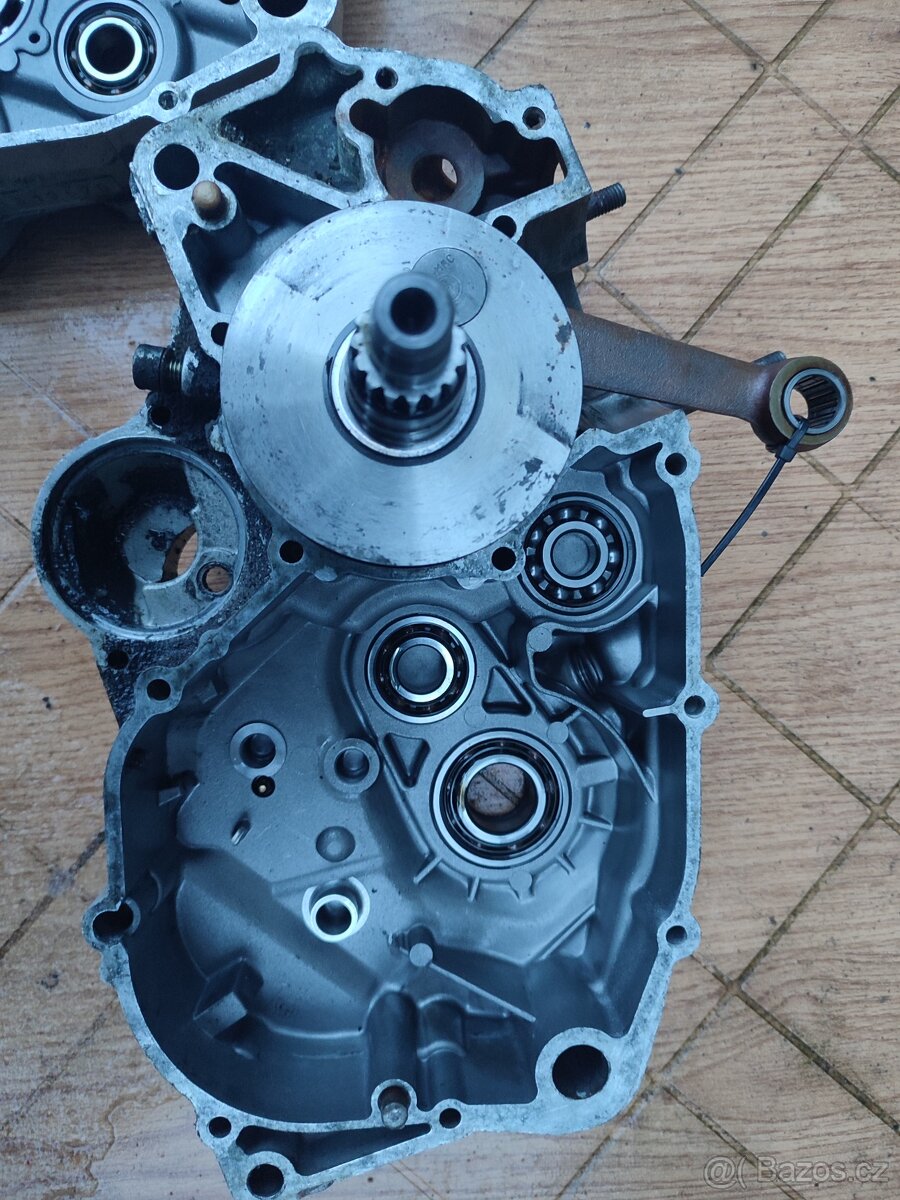 Aprilia 125 rotax 123 díly - 19