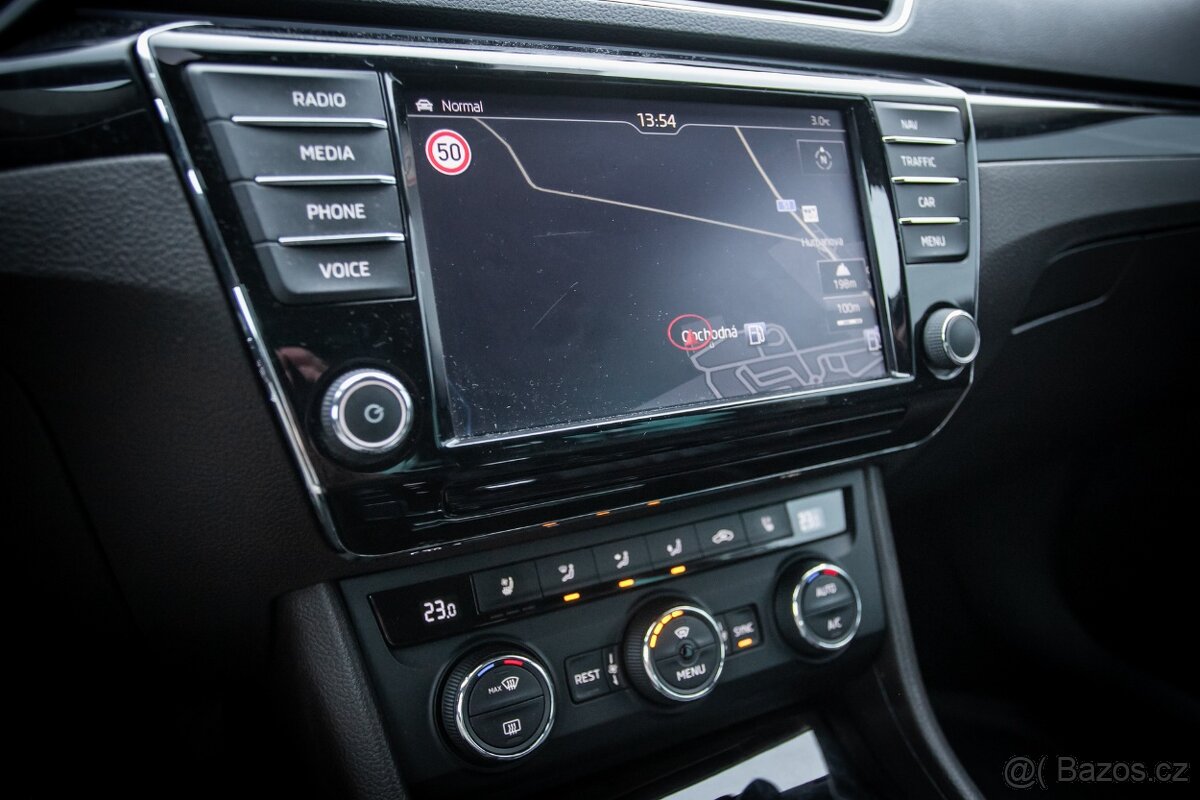 Škoda Superb Combi 2.0 TDI L&K, 110kW - 19