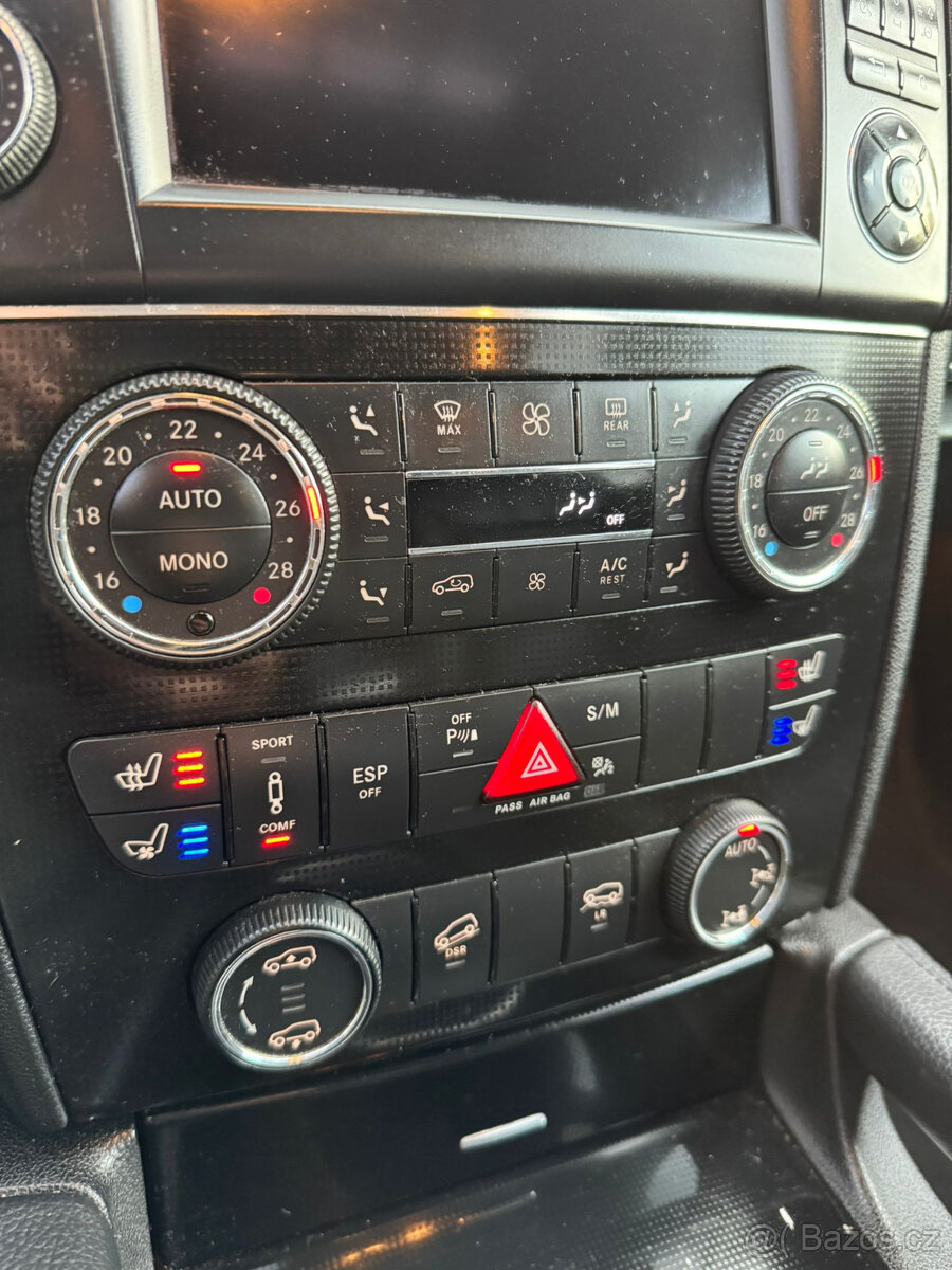 Mercedes-Benz ML 320 CDI AMG Offroad paket, 2010 – Facelift - 19