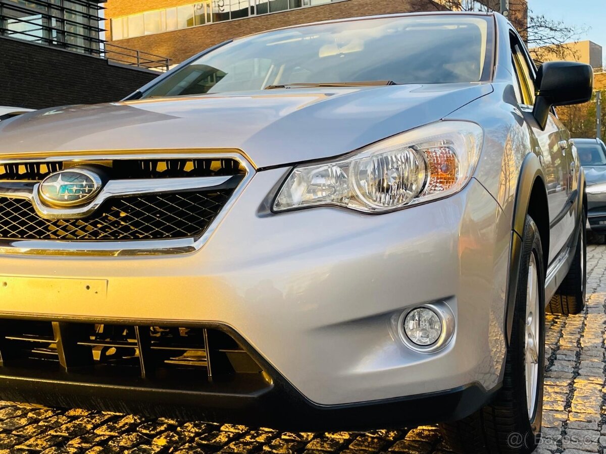 Subaru XV 1.6i 4x4 MANUÁL SENZORY SERVISKA - 19
