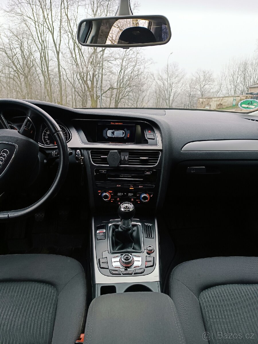 Audi A4 b8 - 19