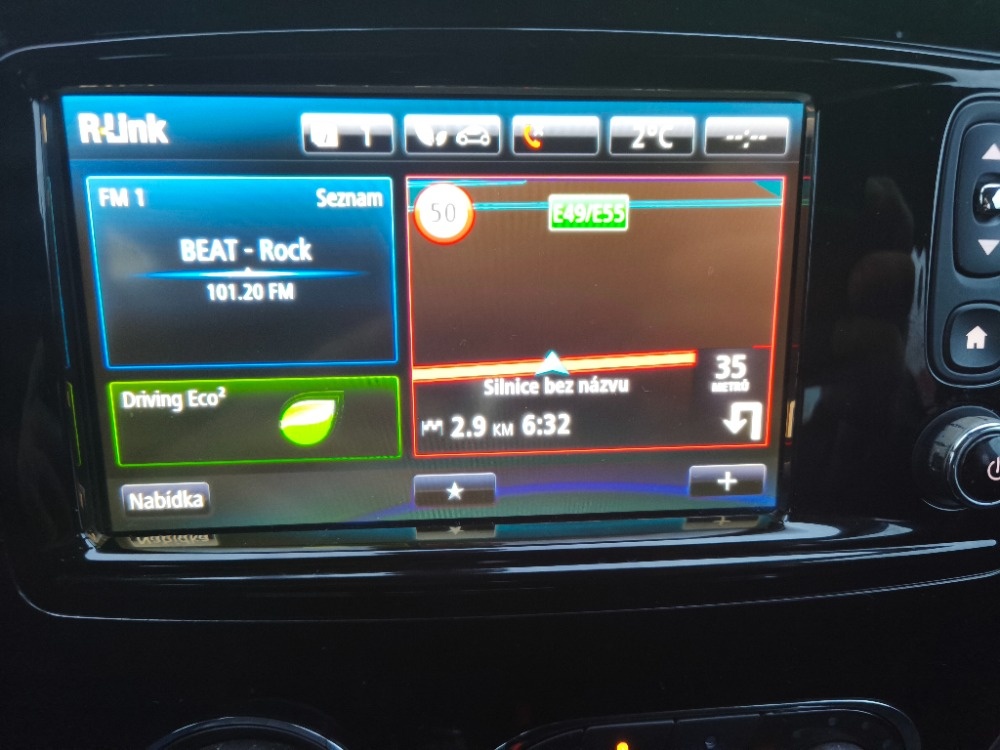 Renault Captur 1,5 dCi (2013) výbava Intens - 19