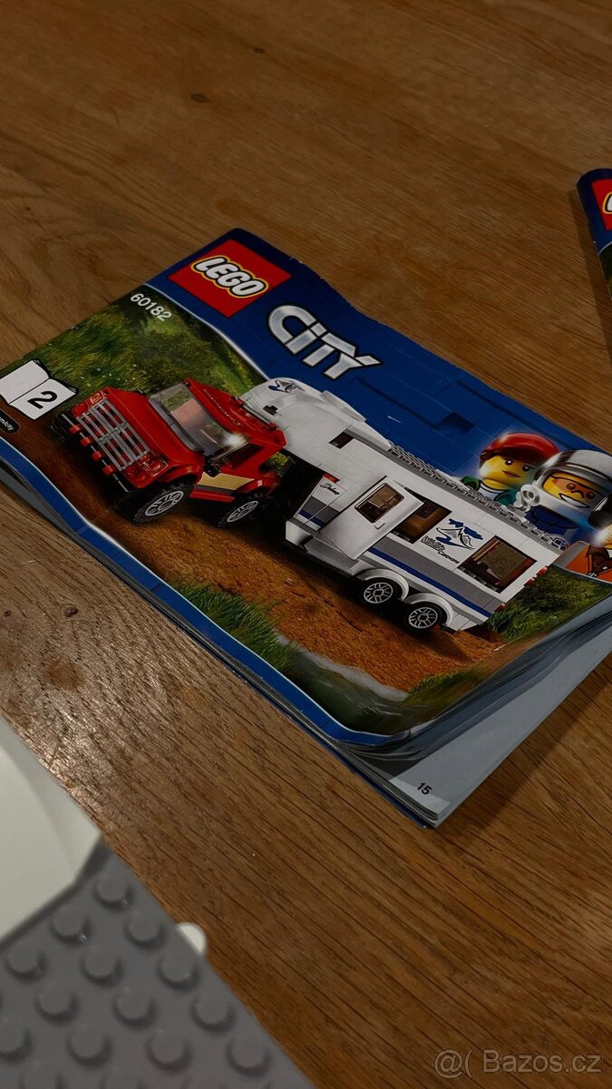 Lego city Pick-up a karavan 60182 - 19