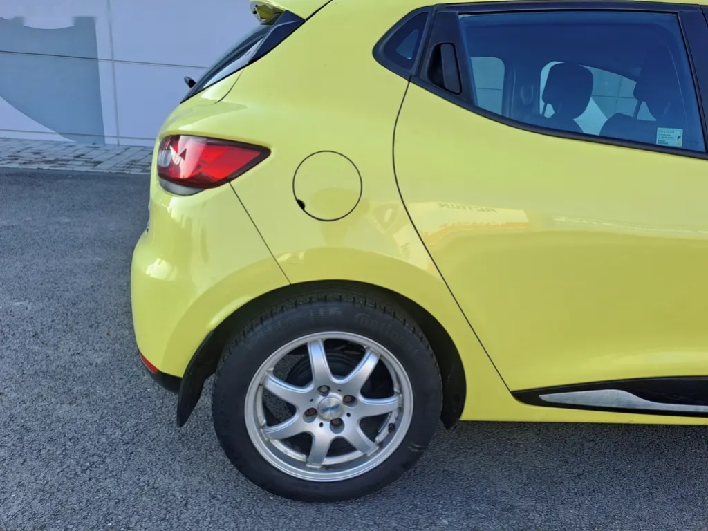 Renault Clio, 0.9TCE 2.MAJ LIMITOVANÁ EDICE - 19