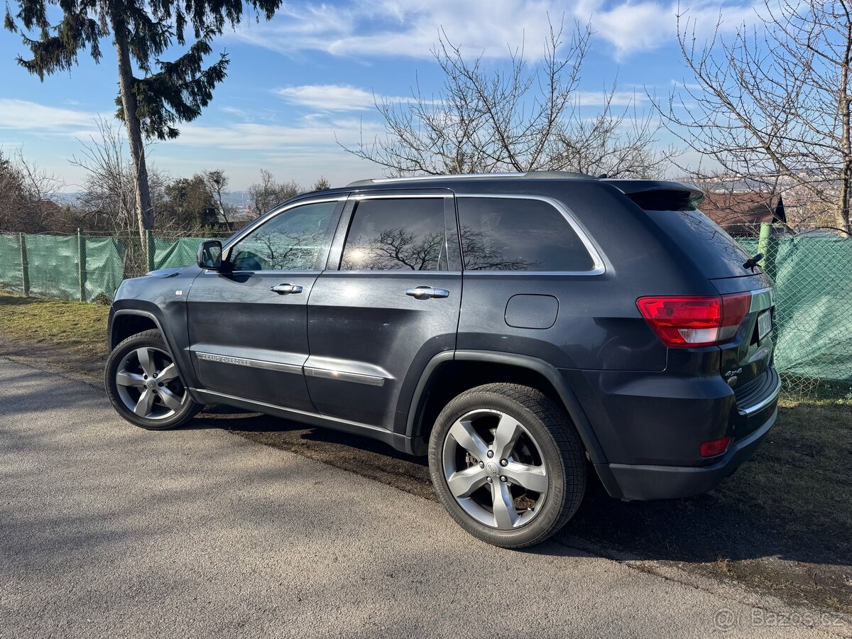 JEEP Grand Cherokee - 19