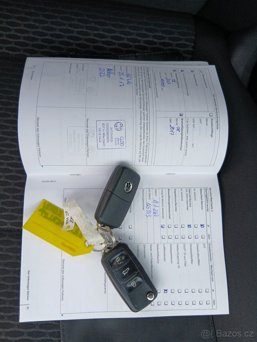 Volkswagen Golf, 1.6 TDI, bílá perleť - 19