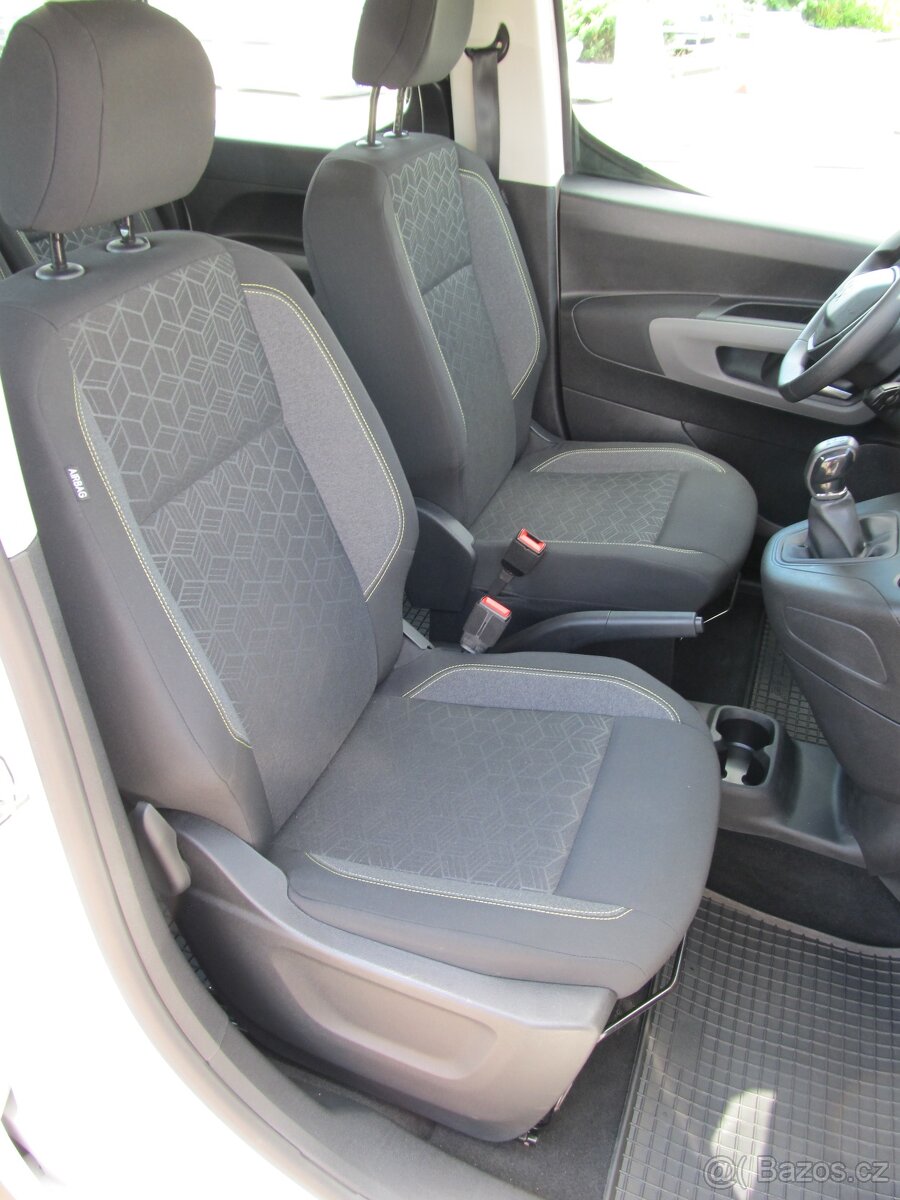 Peugeot Rifter 1.5 BlueHDi 5 míst ČR 1.maj - 19