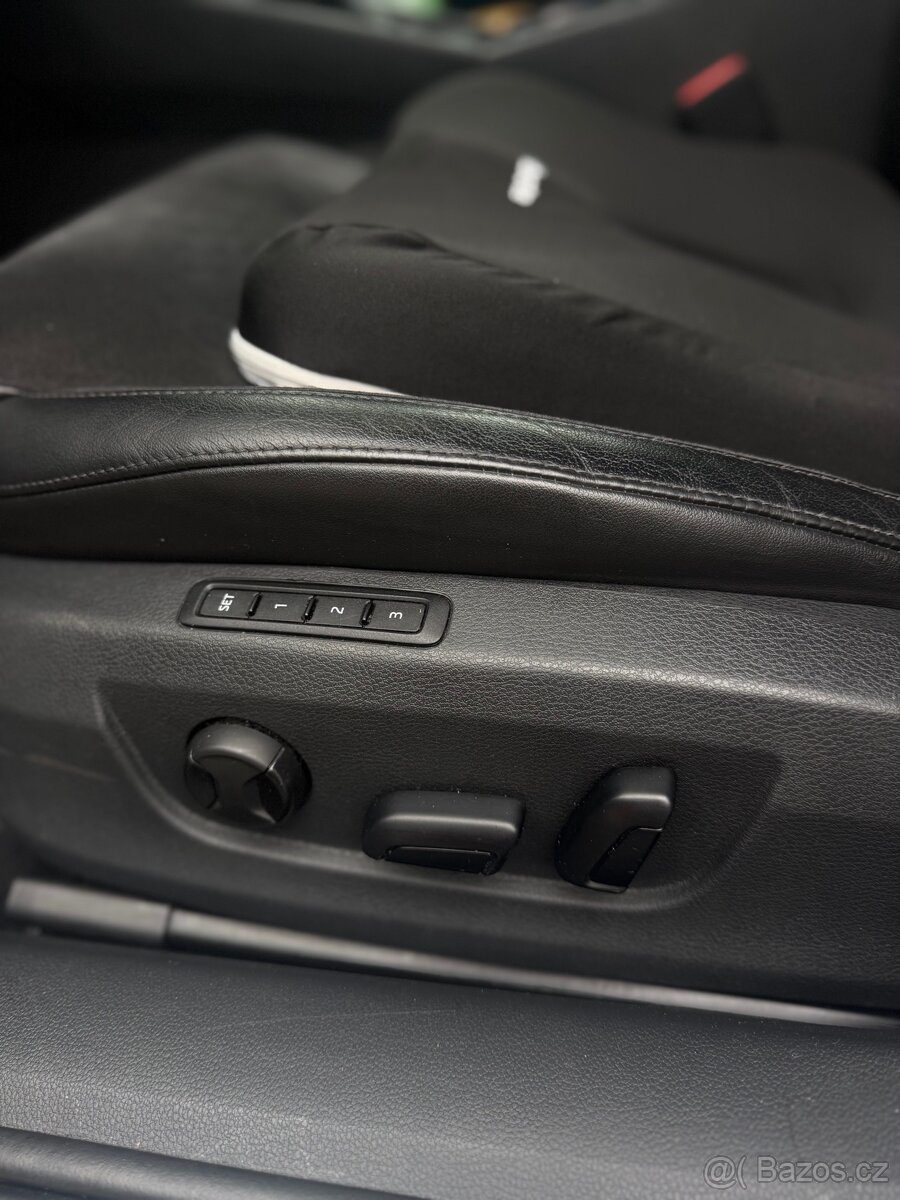 Škoda Superb 2.0 TDI DSG SportLine 4x4 140kw - 19