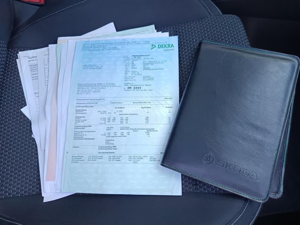 Škoda Rapid 1.2 Tsi 6 Kvalt panorama xenon 138150 km - 19