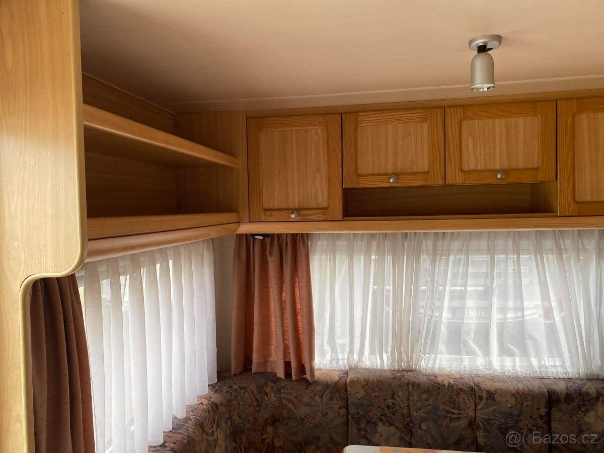 Burstner Amara 460/ AUTOMATICKÝ MOVER/ 100 km/h - 19