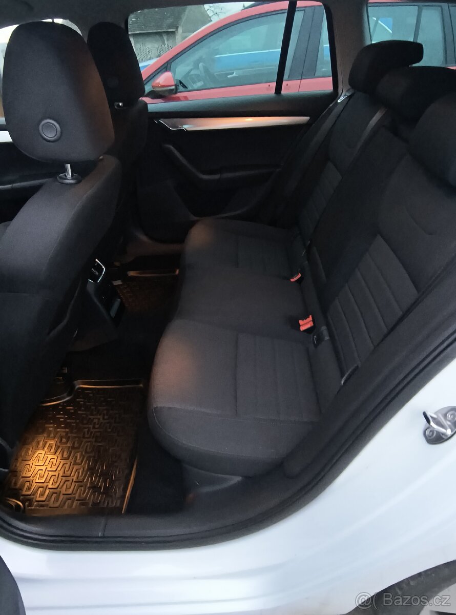 Škoda Octavia combi 2,0TDI - 19