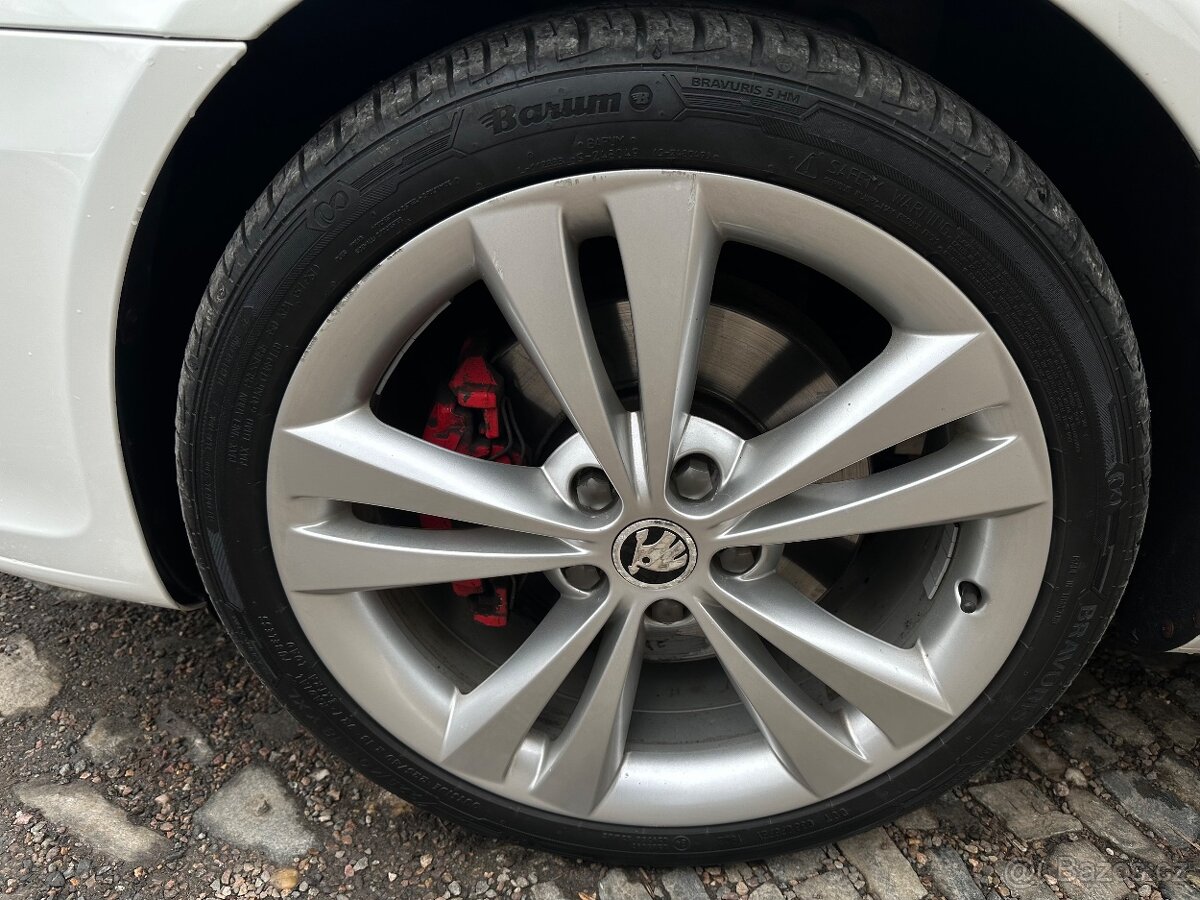 Škoda octavia 2 rs 2.0 tfsi facelift - 19