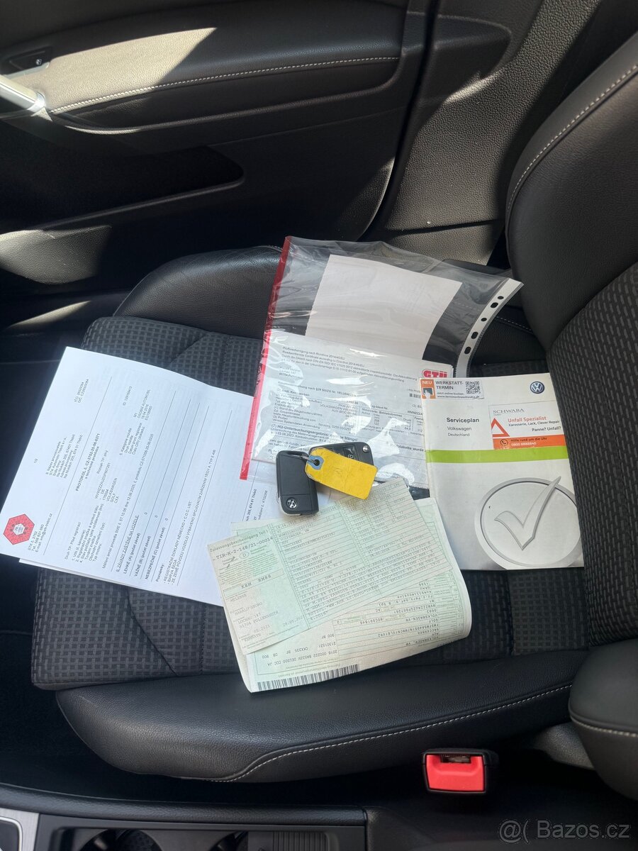 Volkswagen Golf 7 variant 1,6 TDI 81KW. Tažné,NAVI, LED - 19