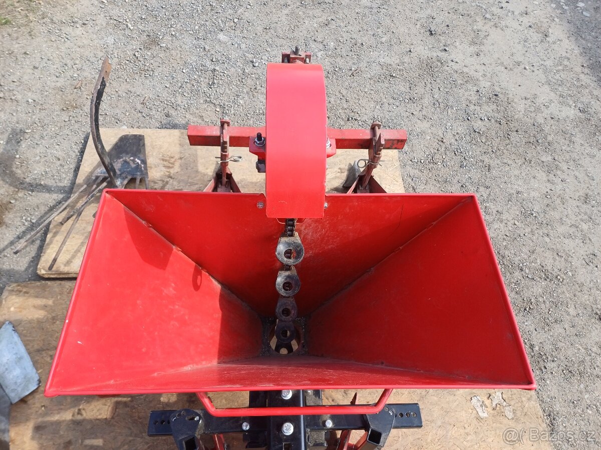 Zařízení pro pěstování brambor Vari - 19