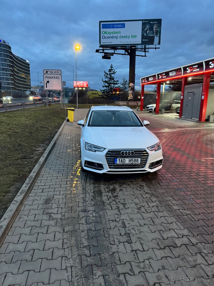 Auto Audi a4b9 - 19