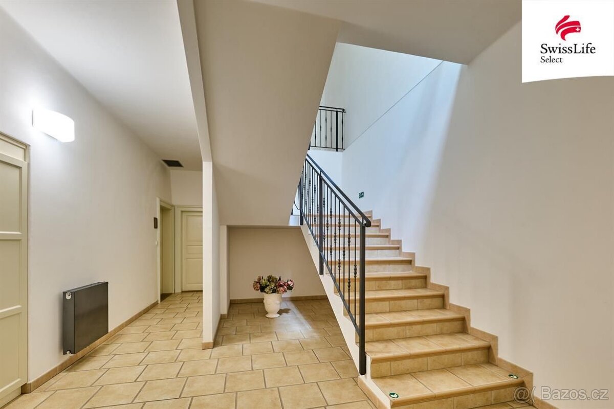 Prodej ubytovacího zařízení 1023 m2 Husovo náměstí, Nové Měs - 19