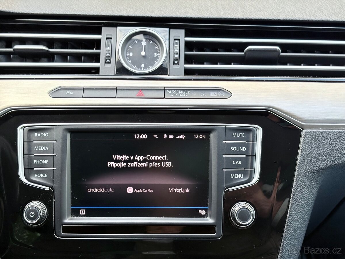 VW Passat B8, 2.0 TDI 110kW, DSG, Highline, ČR - 19