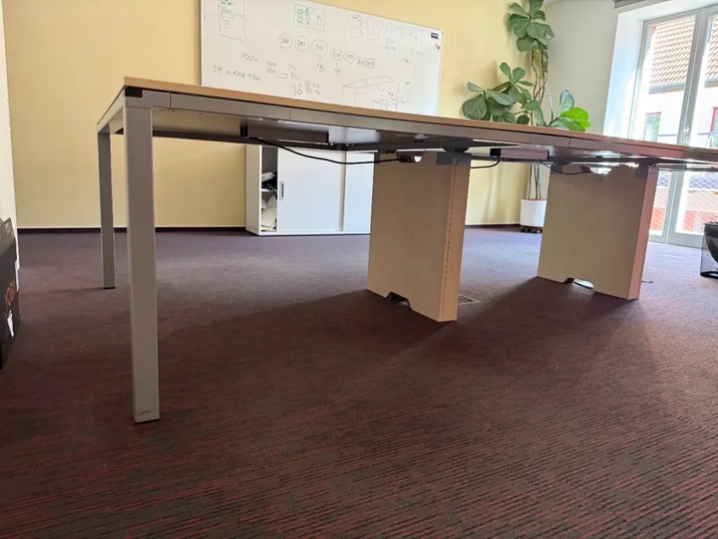 Velký kancelářský stůl 360×140cm značka Techo - 19