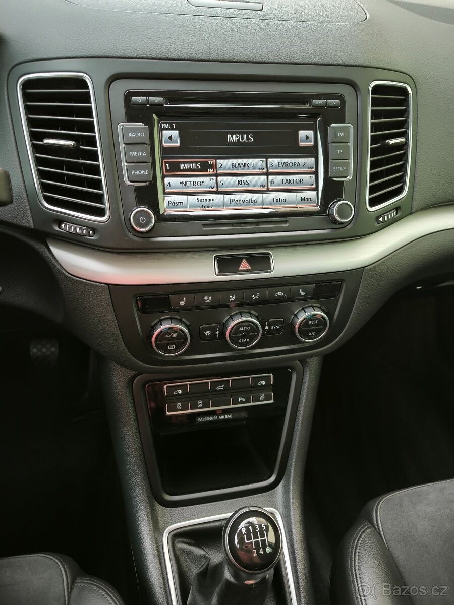 VW SHARAN 2.0 TDI 130kw, r.v. 2014, 1. MAJITEL, VÝBORNÝ STAV - 19