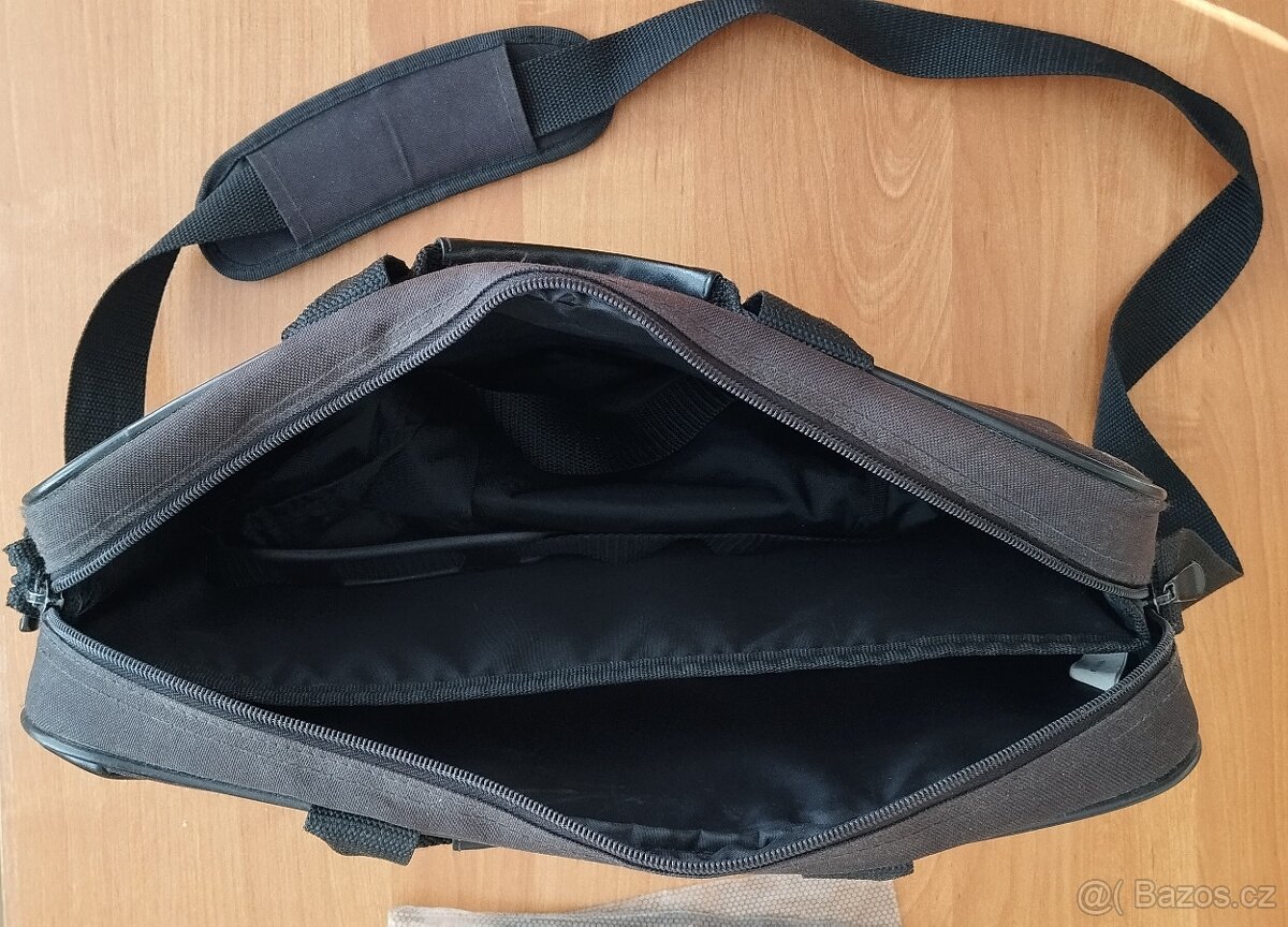 Batohy na záda i do ruky, na notebook, CD disky aj. - 19