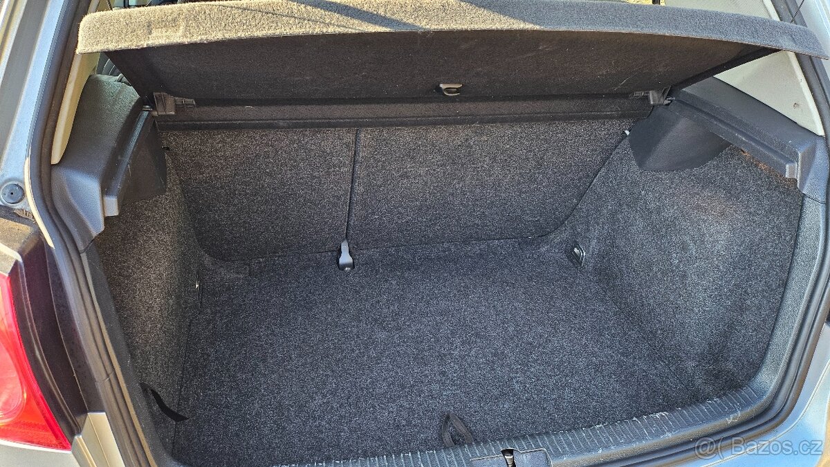 VW Golf 1.9TDI, 2007, TK 12/27, NAVIGACE, Tempomat - 19