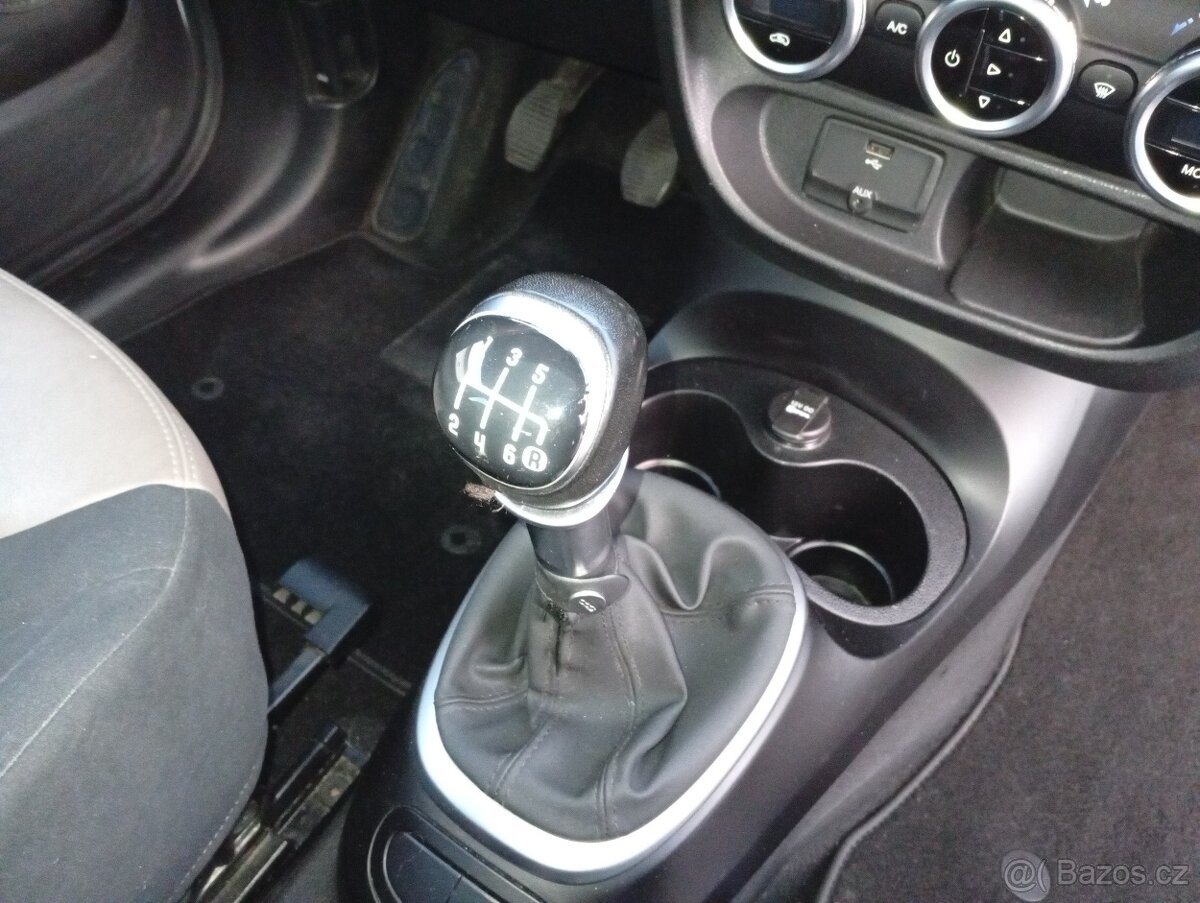 fiat 500L Lounge 1,4 - 19