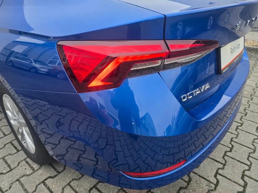 Škoda Octavia, AMBITION 2,0 TDi / 85 kW - 19