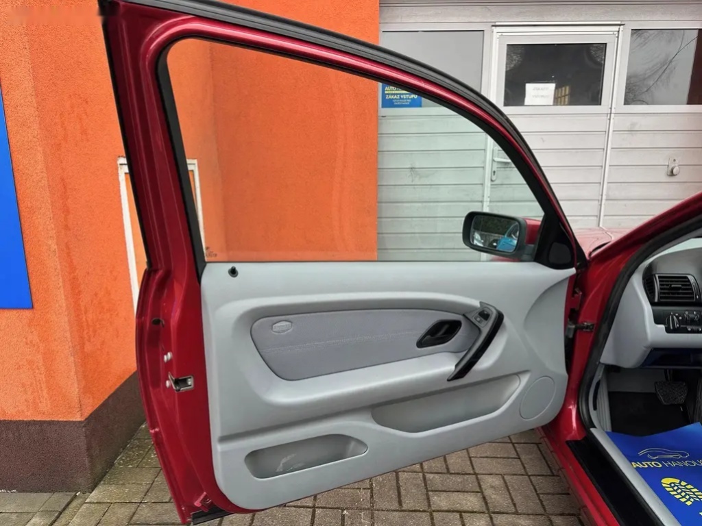 BMW Řada 3, 316Ti 85KW automat,nová TK - 19