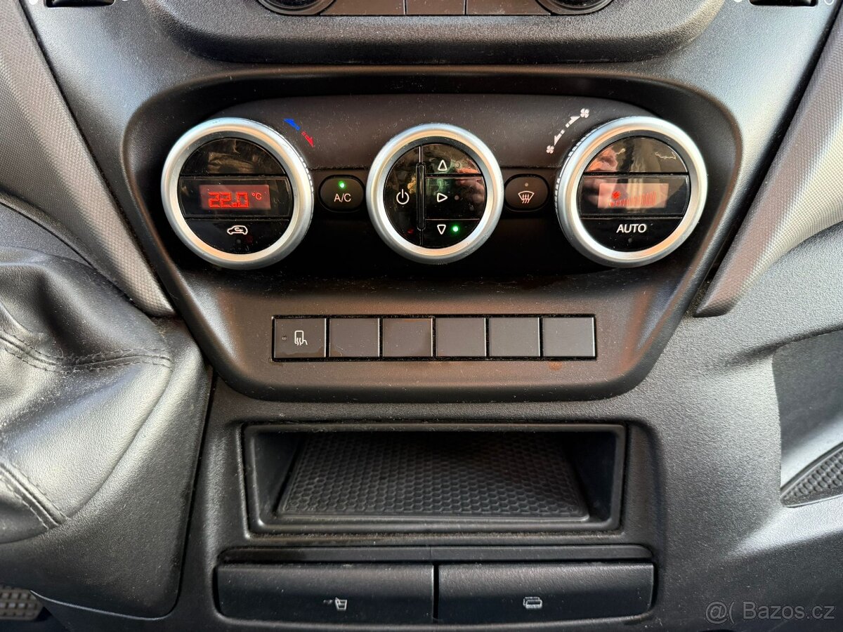 Iveco Daily 35S18 3.0 HI-MATIC VALNÍK/PLACHTA - 19