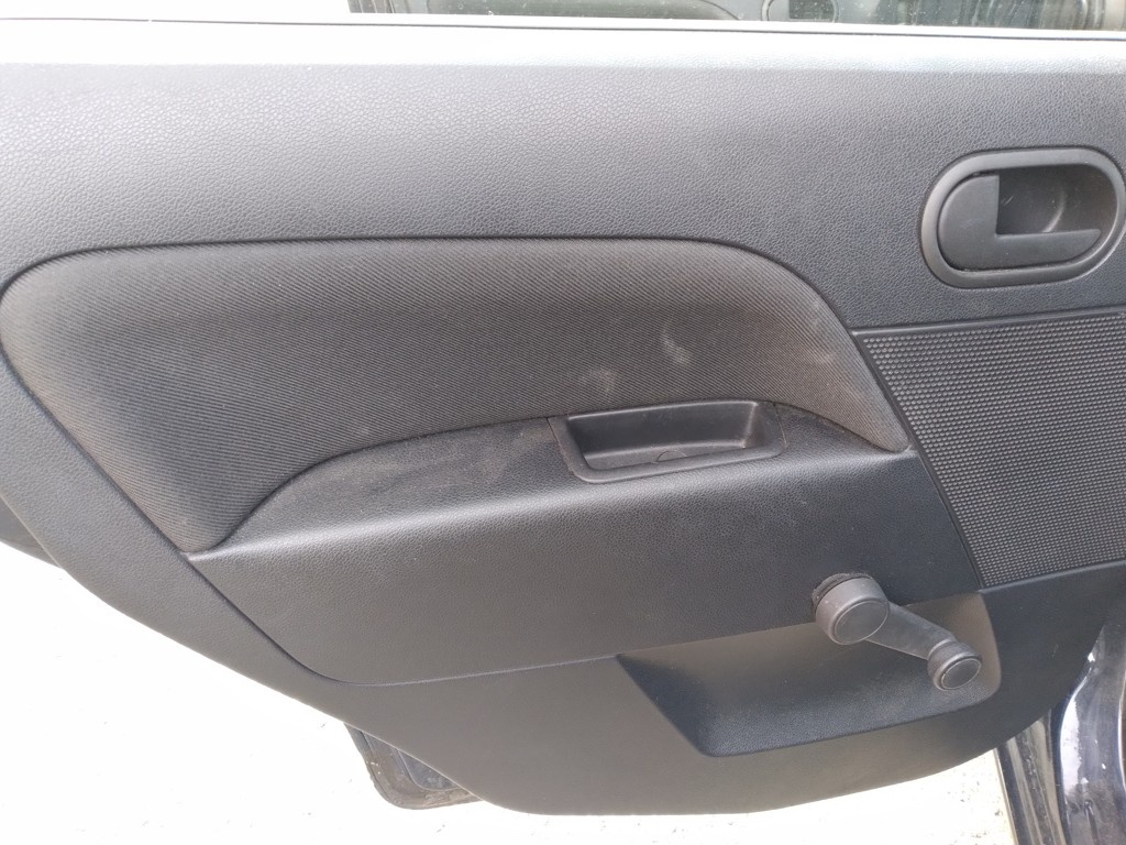 FORD FIESTA 1.3 8V AMBIENTE ČR,2.MAJITEL,AC - 19