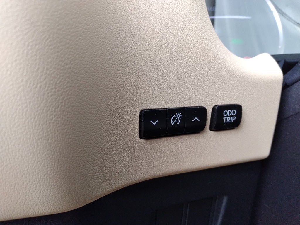 LEXUS NX300h AWD LUXURY 1.MAJITEL,ČR,DPH - 19